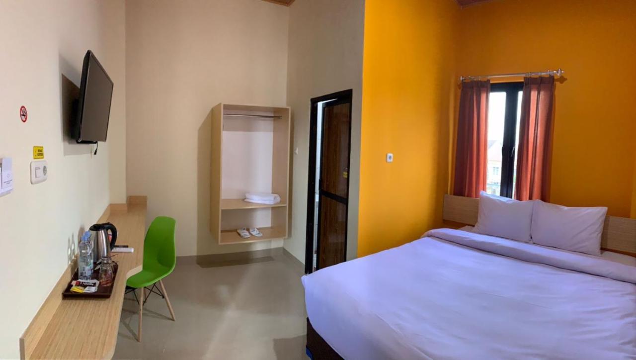 Hotel Sriwijaya 99 Palembang Zewnętrze zdjęcie